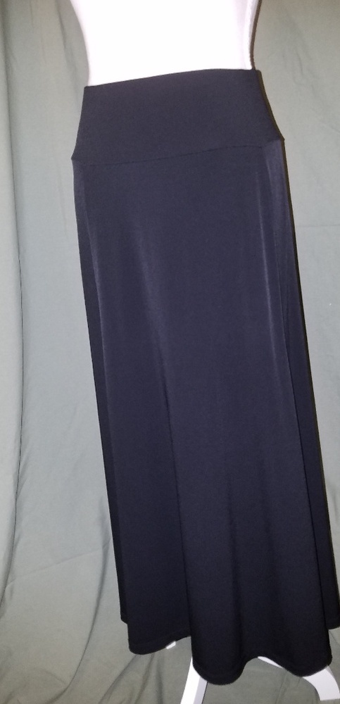 Long black skirt